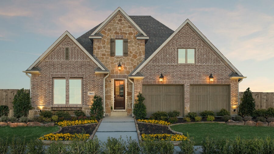 Fairfax floor plan available at Waterford Point at the Tribute - http://www.taylormorrison.com/new-homes/texas/dallas/the-colony/waterford-point-at-the-tribute-community/fairfax/photos