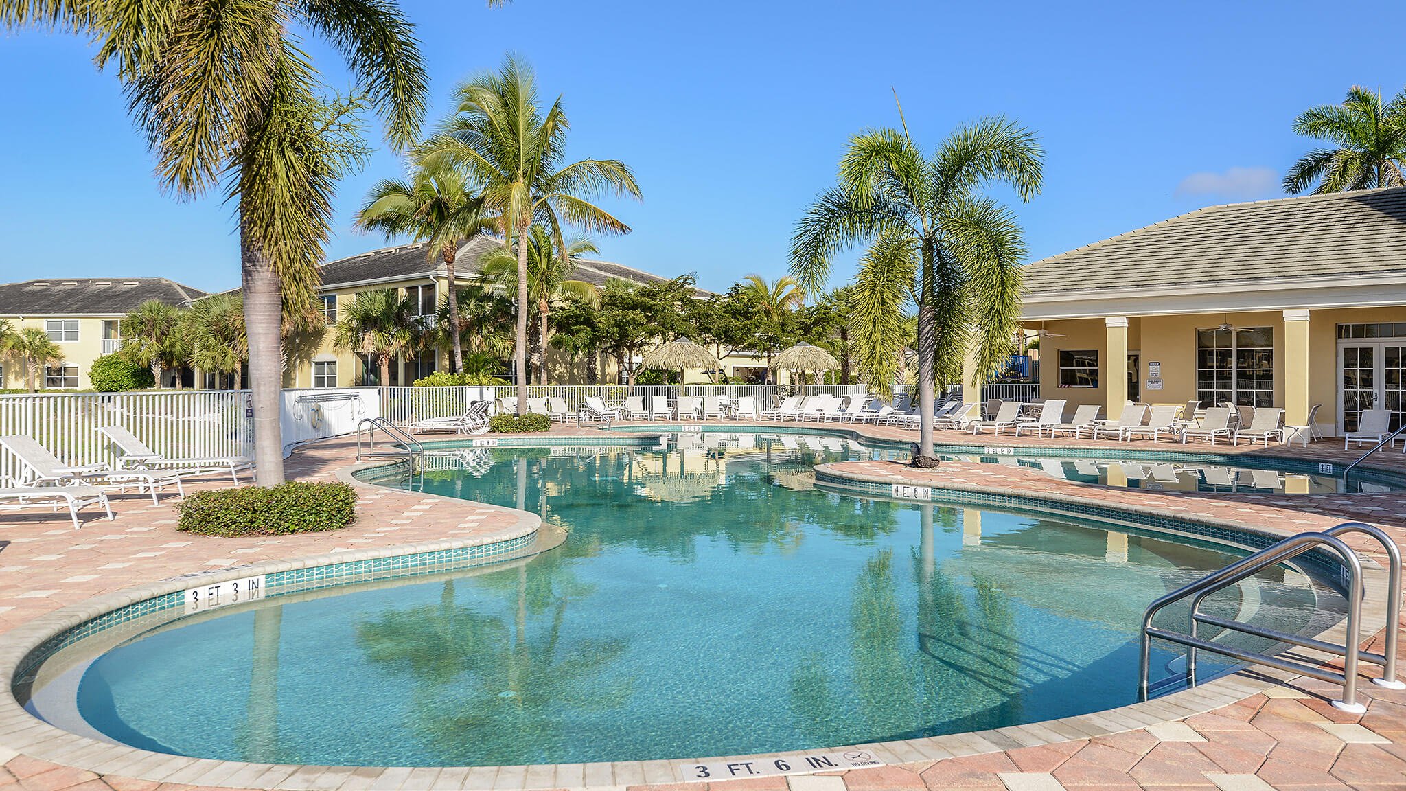 Lucaya in Fort Myers Stunning Twin Villas & Amenities Second House