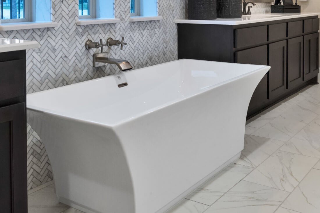 Bathtub Basics The Pros & Cons of BuiltIn versus Freestanding