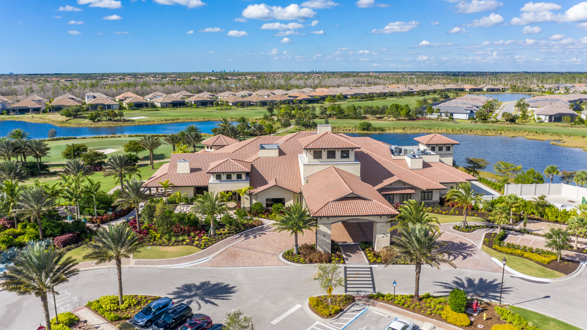 Benefits of Buying a New Home Versus a Resale Home Second House on