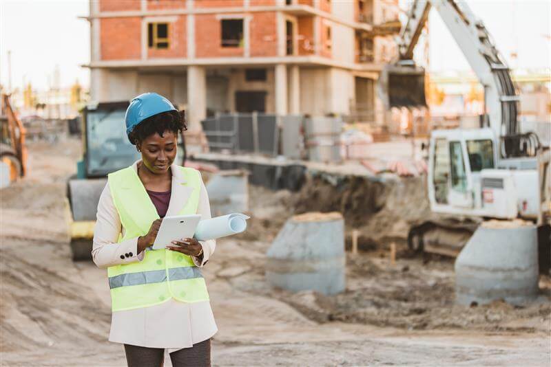 women in construction