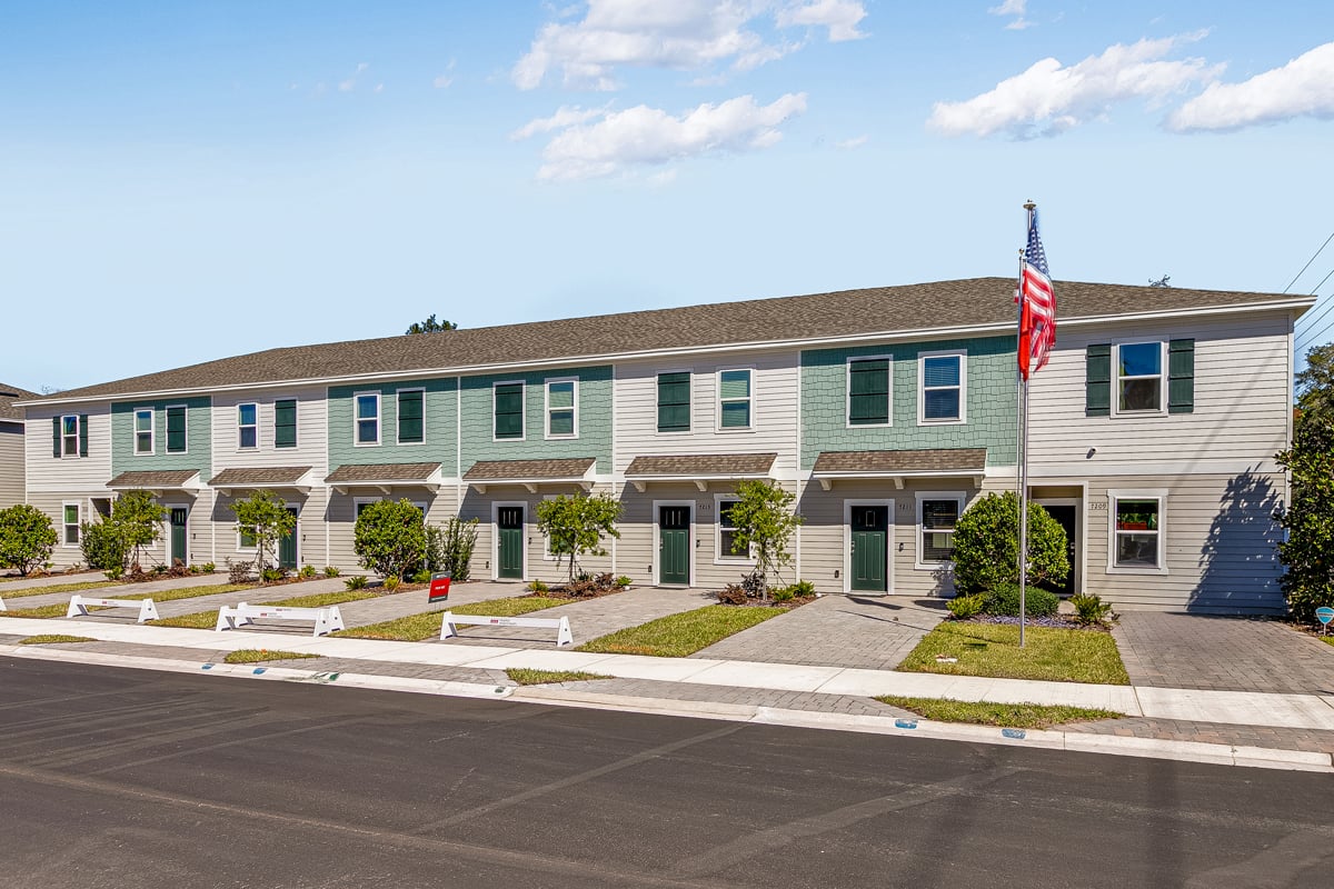 new townhomes at Sabal Terrace